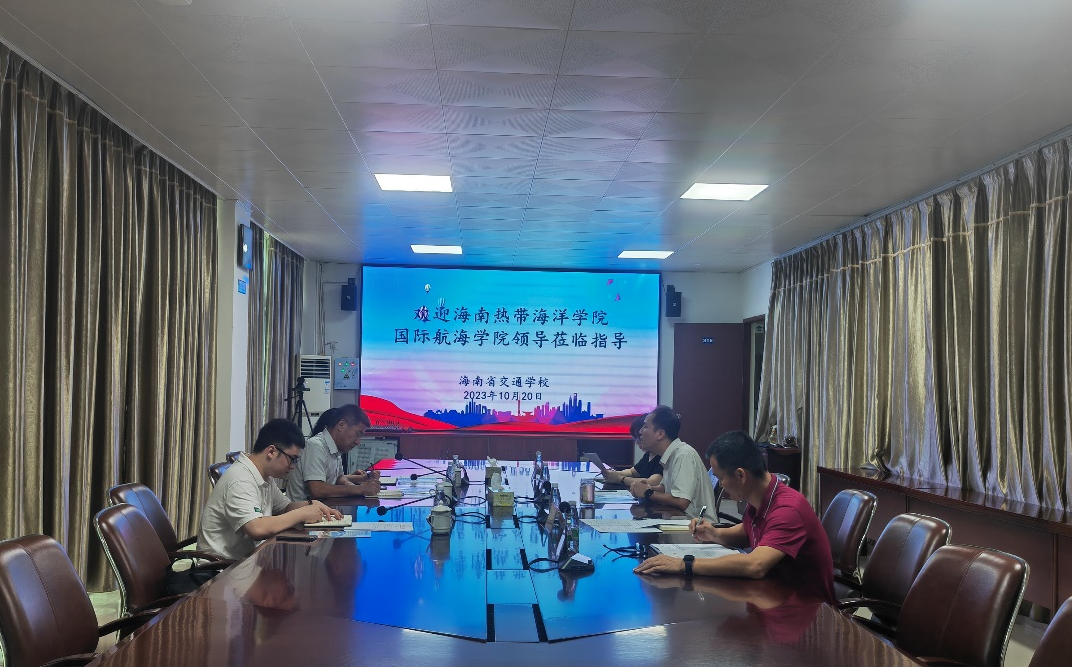 公司太阳成集团tyc151cc王明雨经理一行赴海南省交通公司调研交流